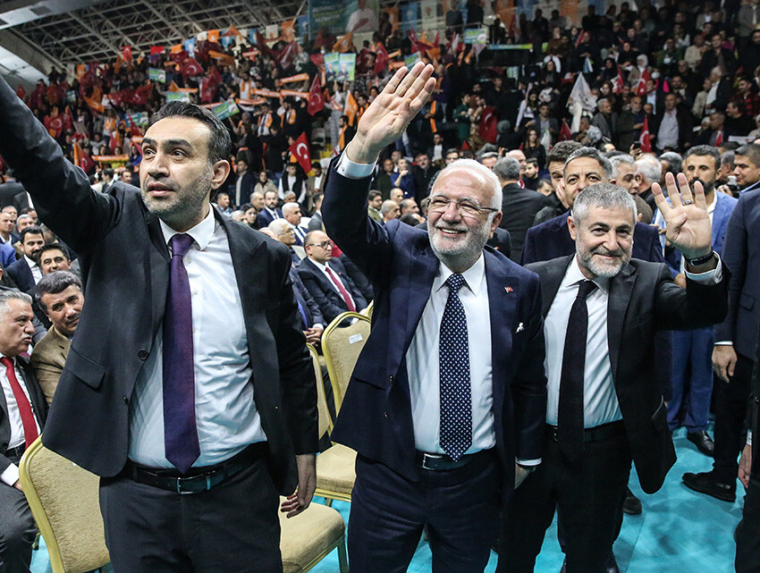 AK Parti'nin Mersin adayları belli oldu: 9 ilçede MHP'li isimler desteklenecek