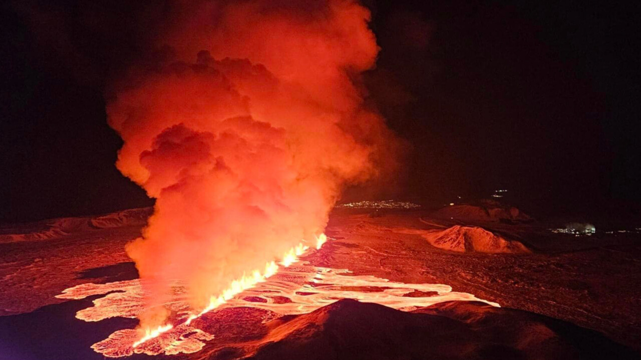 Yanardağ 'nehir' gibi akıyor! 8 metre genişlikte 100 kat daha hızlı Yanardağ 'nehir' gibi akıyor! 8 metre genişlikte 100 kat daha hızlı