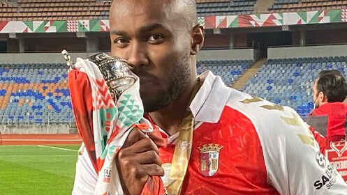 Armindo Bruma'dan Hasan Arat'a tarihi transfer kıyağı! Beşiktaş'a 16 milyon euroluk orta saha