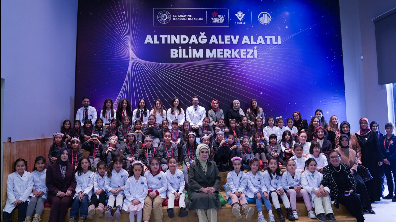 Ankara Altındağ Alev Alatlı Bilim Merkezi açılışı Emine Erdoğan tarafından yapıldı Ankara Altındağ Alev Alatlı Bilim Merkezi açılışı Emine Erdoğan tarafından yapıldı