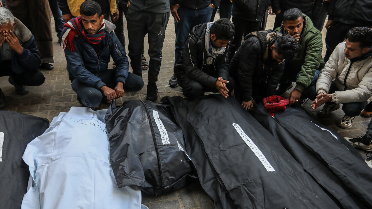 Hamas'tan Refah'a girmeye hazırlanan İsrail'e uyarı: On binlerce sivil ölebilir Hamas'tan Refah'a girmeye hazırlanan İsrail'e uyarı: On binlerce sivil ölebilir