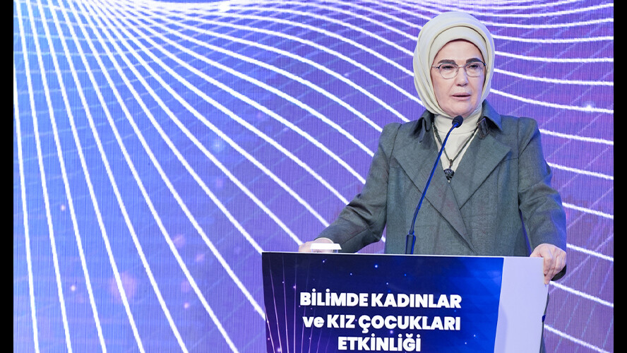 Ankara Altındağ Alev Alatlı Bilim Merkezi açılışı Emine Erdoğan tarafından yapıldı Ankara Altındağ Alev Alatlı Bilim Merkezi açılışı Emine Erdoğan tarafından yapıldı