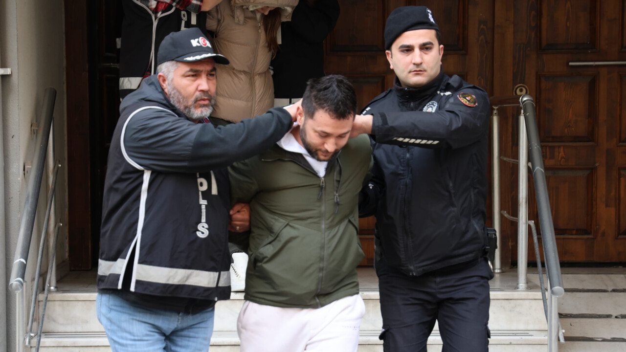 5 milyarlık vurgun yapmışlardı! Sedat Ocakçı dahil 27 kişi tutuklandı 5 milyarlık vurgun yapmışlardı! Sedat Ocakçı dahil 27 kişi tutuklandı