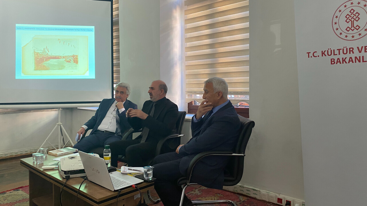 Vefat yıl dönümünde Sultan Abdülhamid paneli: "Bizi bırakıp nereye gidiyorsun"