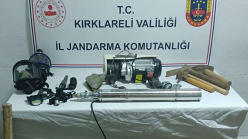 Evde 40 metrelik kuyu açtılar, asansör sistemi kurdular! Define meraklıları yakayı ele verdi