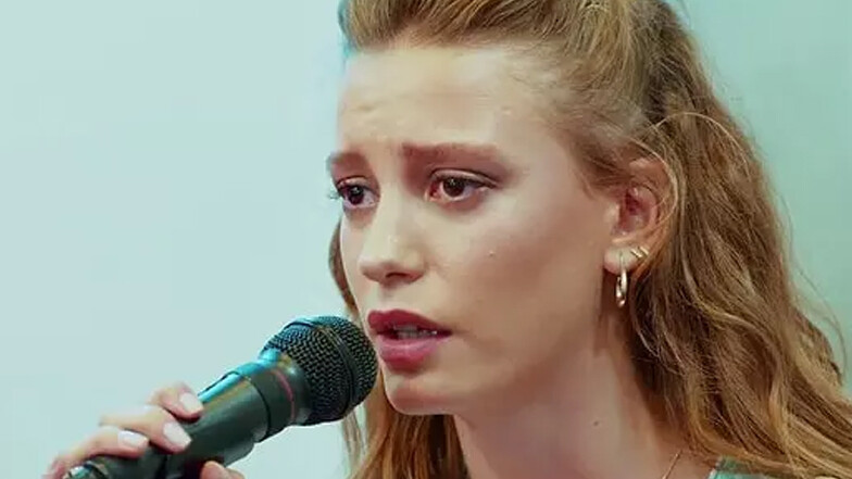 Serenay Sarıkaya sonunda 'evet' dedi: Tarih bile belli, albüm geliyor! Serenay Sarıkaya sonunda 'evet' dedi: Tarih bile belli, albüm geliyor!