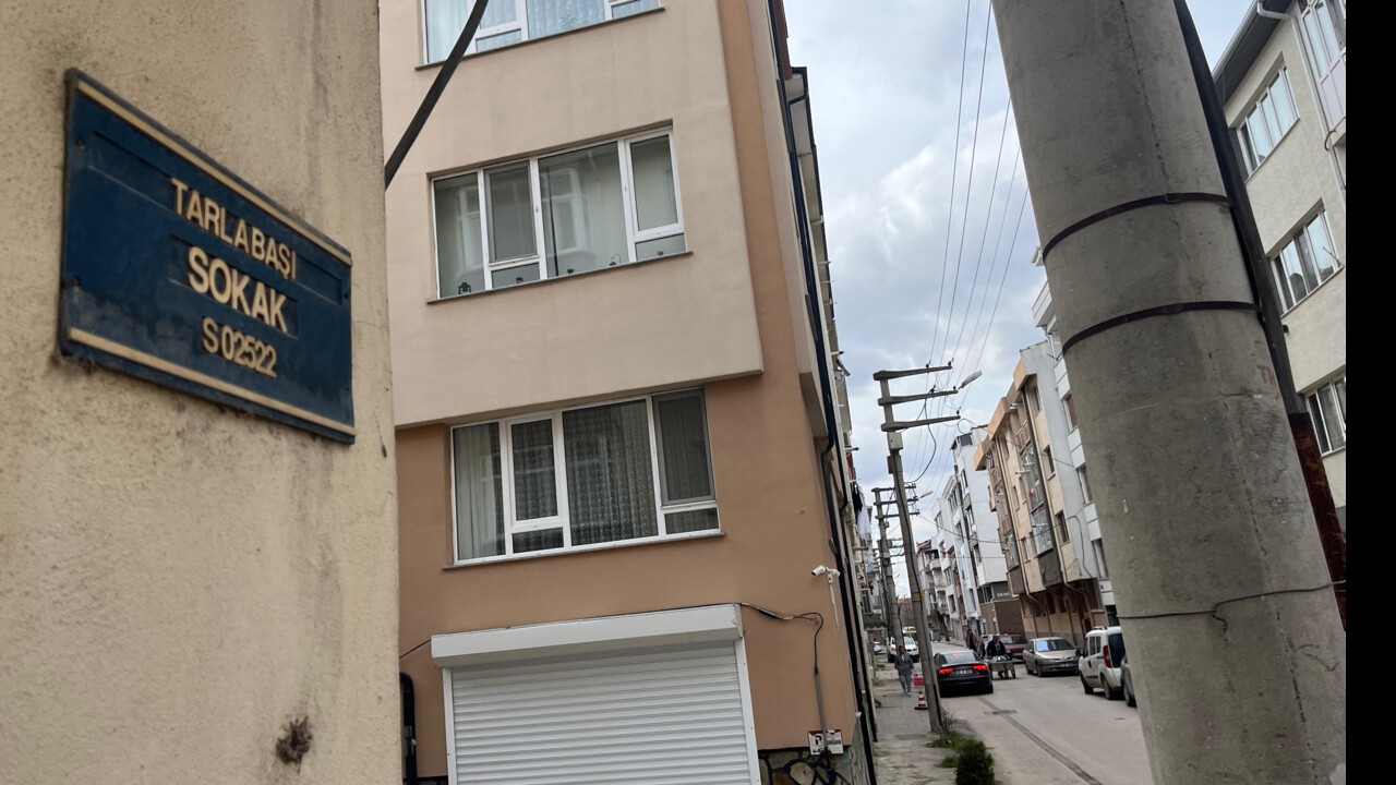 Mahalleli canından bezdi! 'Gizli fahri müfettiş' 4 yıldır ceza yazıyor Mahalleli canından bezdi! 'Gizli fahri müfettiş' 4 yıldır ceza yazıyor