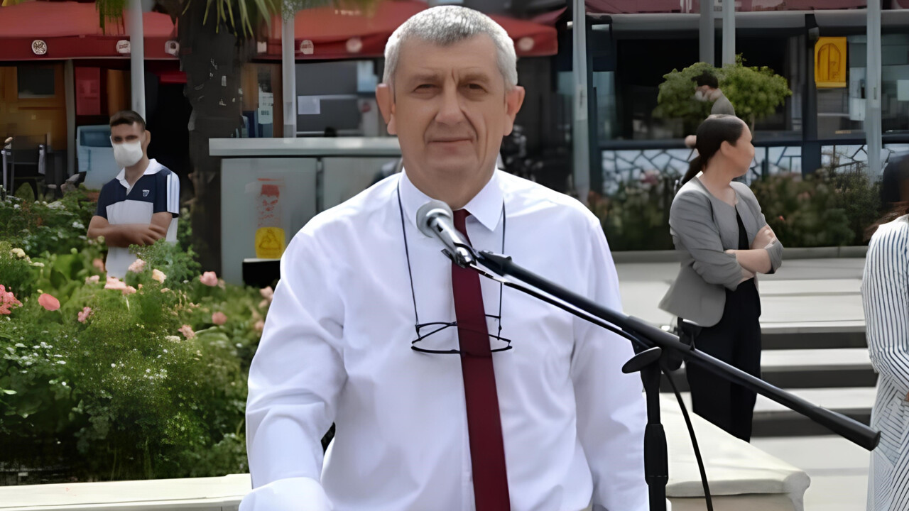 İYİ Partili Necmi Sert zehir zemberek sözlerle istifa etti İYİ Partili Necmi Sert zehir zemberek sözlerle istifa etti