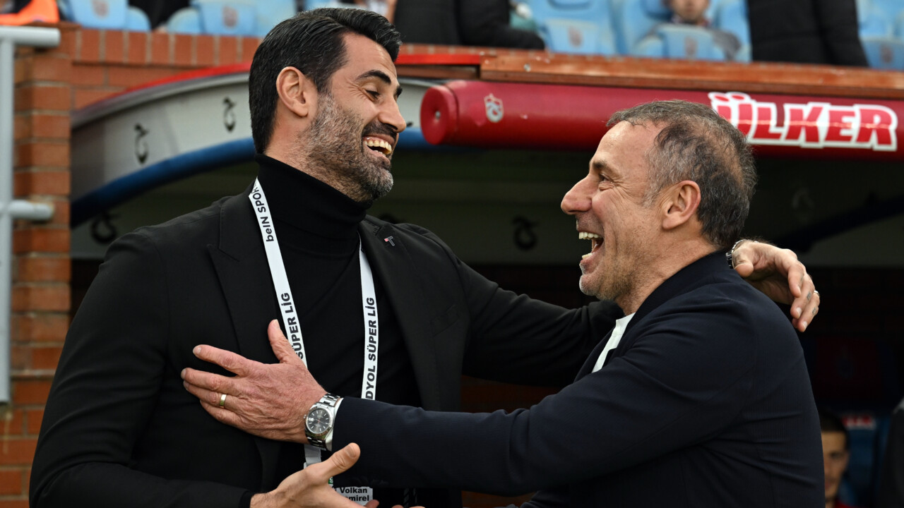 Volkan Demirel kariyerinde bir ilk yaşadı! Tarihi seri Trabzonspor - Hatayspor maçıyla sona erdi Volkan Demirel kariyerinde bir ilk yaşadı! Tarihi seri Trabzonspor - Hatayspor maçıyla sona erdi