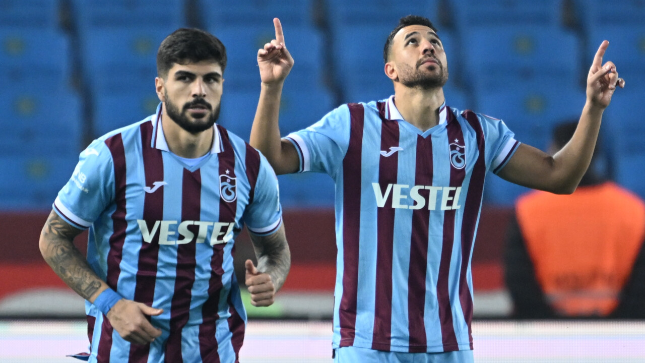 Trabzonspor'un yeni 10 numarası belli oldu! Hatayspor maçında ilk defa forma giydi Trabzonspor'un yeni 10 numarası belli oldu! Hatayspor maçında ilk defa forma giydi