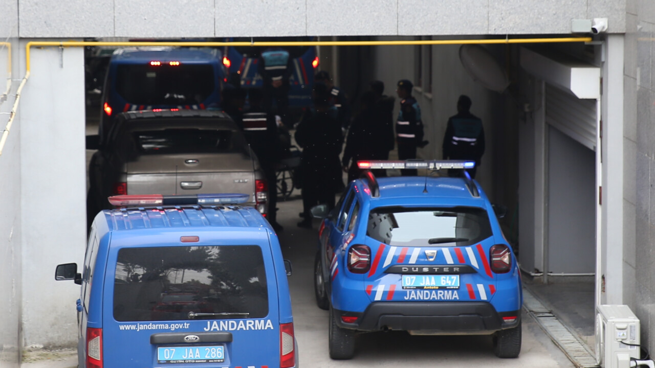 İYİ Partili eski ilçe başkanına saldırıda yeni gelişme: Azmettirici GİK üyesinin eşi çıktı İYİ Partili eski ilçe başkanına saldırıda yeni gelişme: Azmettirici GİK üyesinin eşi çıktı