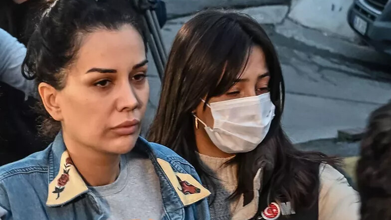 Dilan Polat’ın oğlunun doğum gününde yazdığı mektup ortaya çıktı Dilan Polat’ın oğlunun doğum gününde yazdığı mektup ortaya çıktı