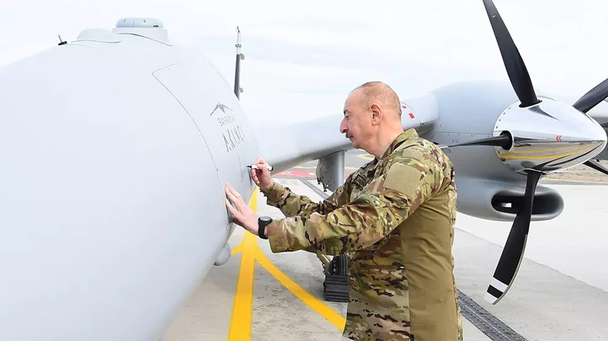 Bakü, kurulan komployu gördü... Azerbaycan büyük savaşa hazırlanıyor! Bakü, kurulan komployu gördü... Azerbaycan büyük savaşa hazırlanıyor!