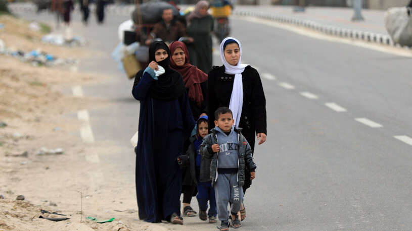Bir sürgünden diğer sürgüne... Refah'taki Filistinliler Gazze'ye göç ediyor
