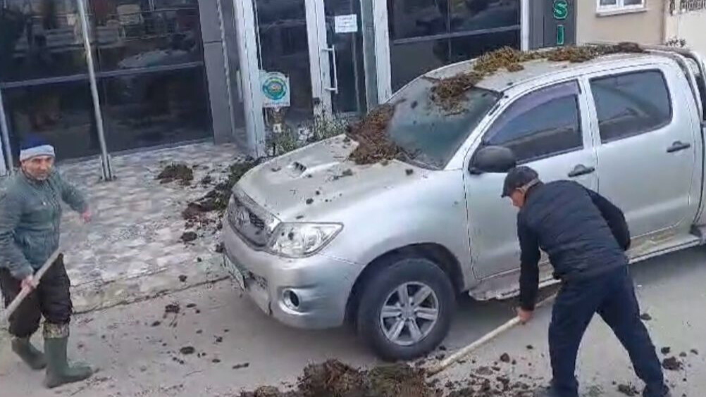 CHP'nin belediye başkan adayına çiftçilerden  CHP'nin belediye başkan adayına çiftçilerden