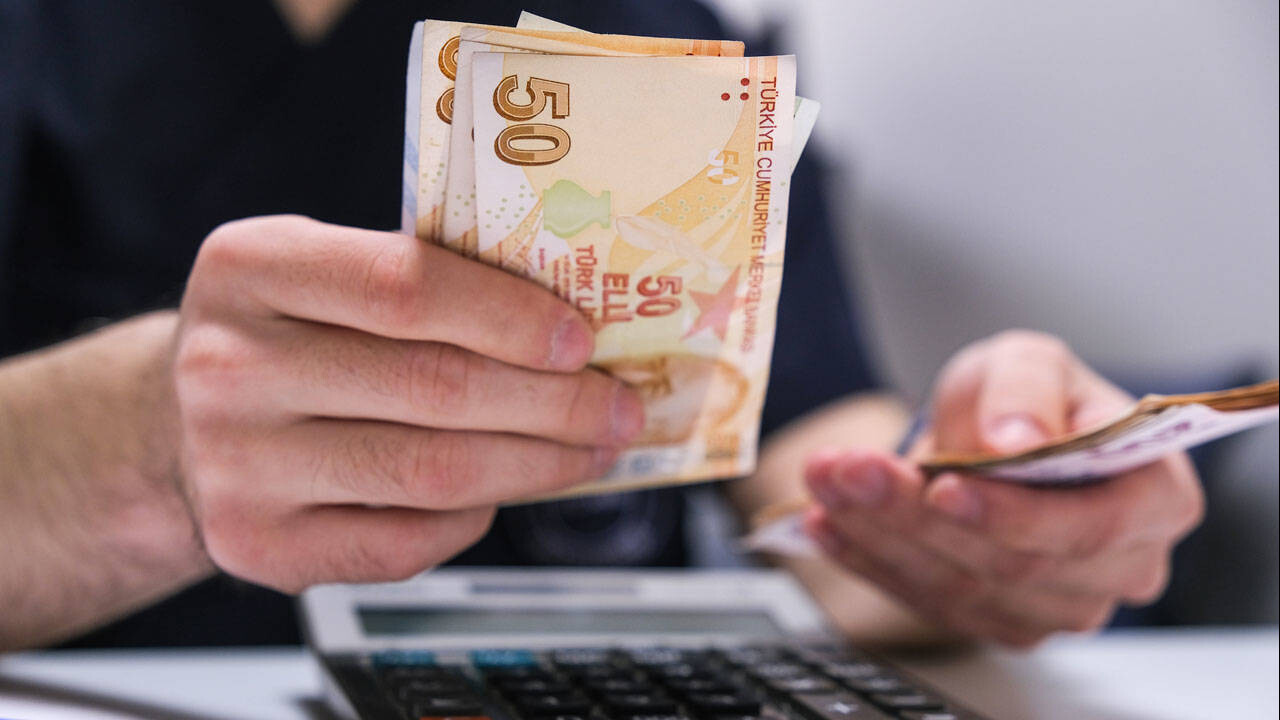 Bakan Işıkhan müjdeyi vermişti! Emekli bayram ikramiyeleri ne kadar olacak? İşte masadaki rakamlar