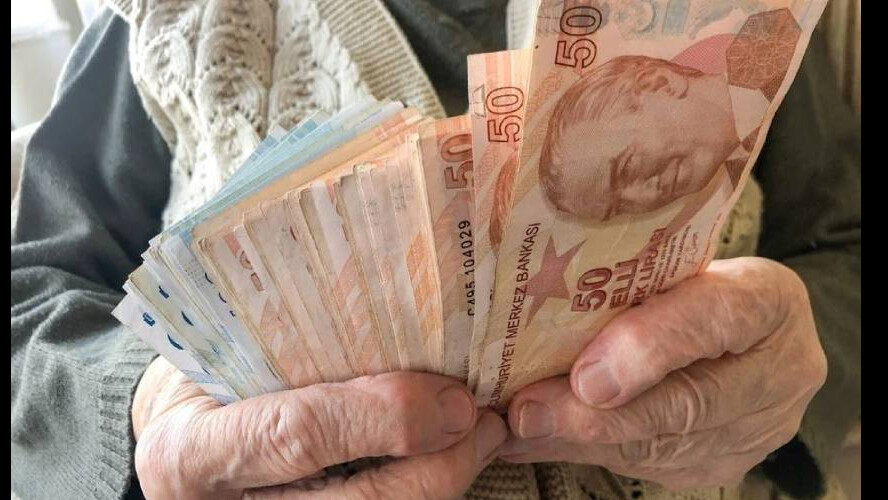 Emeklinin yüzü bu sefer gülecek! SGK uzmanı tarih ve rakam verdi, 5 bin TL seyyanen zam yolda Emeklinin yüzü bu sefer gülecek! SGK uzmanı tarih ve rakam verdi, 5 bin TL seyyanen zam yolda