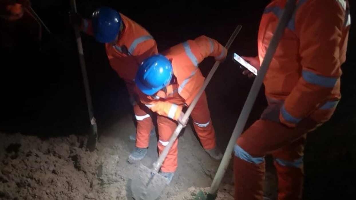 Erzincan İliç'teki maden faciası... 9 işçiden 5'inin konteyner, 3'ünün araç içinde olduğu tespit edildi Erzincan İliç'teki maden faciası... 9 işçiden 5'inin konteyner, 3'ünün araç içinde olduğu tespit edildi