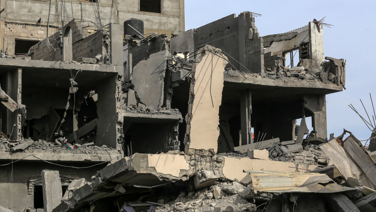 'Refah cehennemi'ni doktorlar anlattı: Bombalanırsak tanınabilelim diye çocuklarımın bileklerine isimlerini yazdım