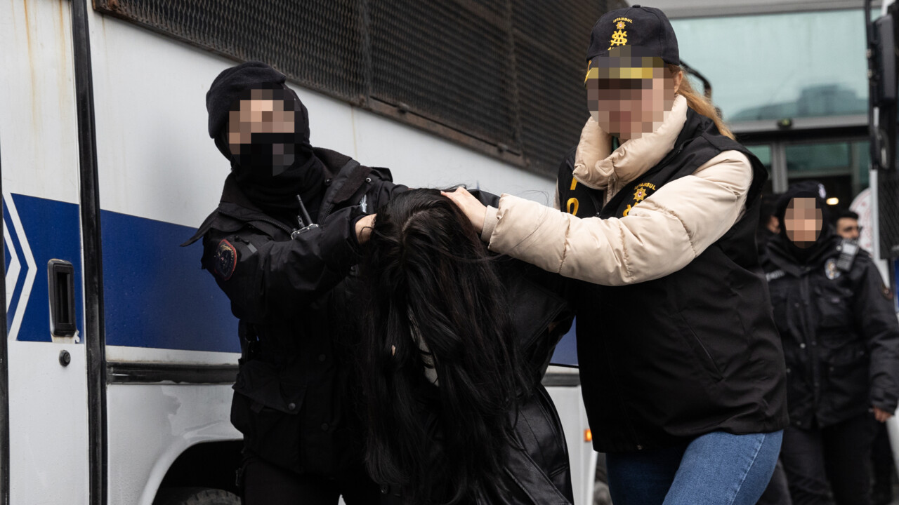 AK Parti'nin seçim programına saldırıda yeni gelişme! Adliyeye böyle götürüldüler