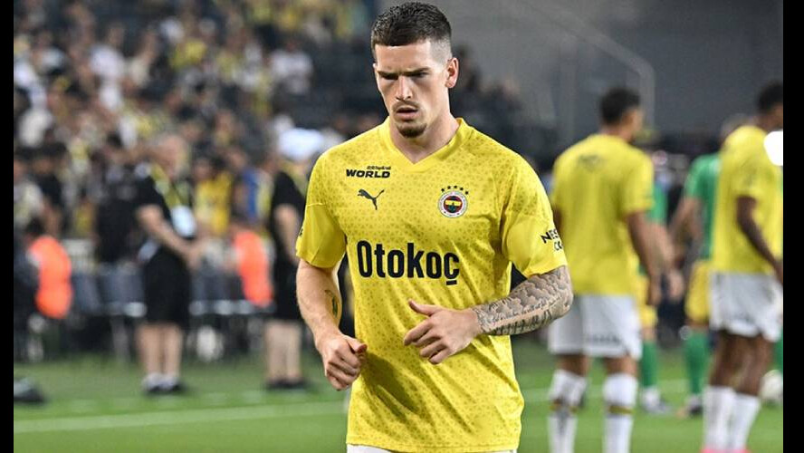 Fenerbahçe’de büyük kriz! İsmail Kartal’ın dayanacak sabrı kalmadı, 7 milyon euroluk yıldızı kadro dışı bırakıldı