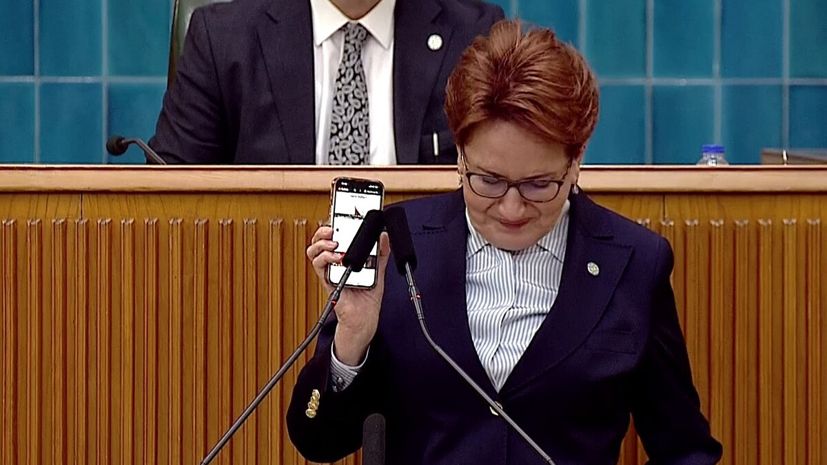 Meral Akşener neden ağladı? Meral Akşener hangi Karacaoğlan şiirinde ağladı?