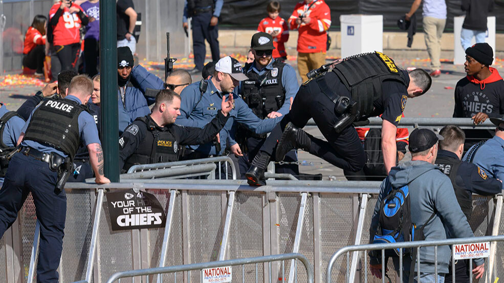 ABD'de dehşet! Super Bowl geçit törenindeki silahlı saldırıda yaralananların sayısı 21'e yükseldi