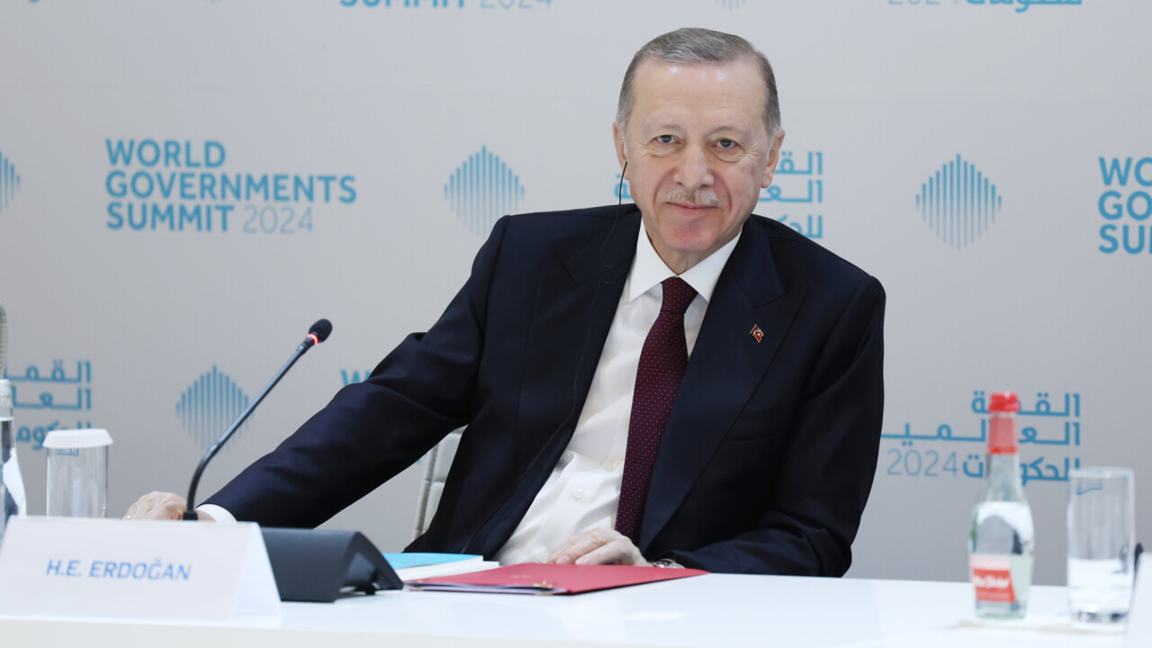 Cumhurbaşkanı Erdoğan'dan Mısır dönüşü önemli açıklamalar! İsrail'e bir kez daha tepki gösterdi Cumhurbaşkanı Erdoğan'dan Mısır dönüşü önemli açıklamalar! İsrail'e bir kez daha tepki gösterdi