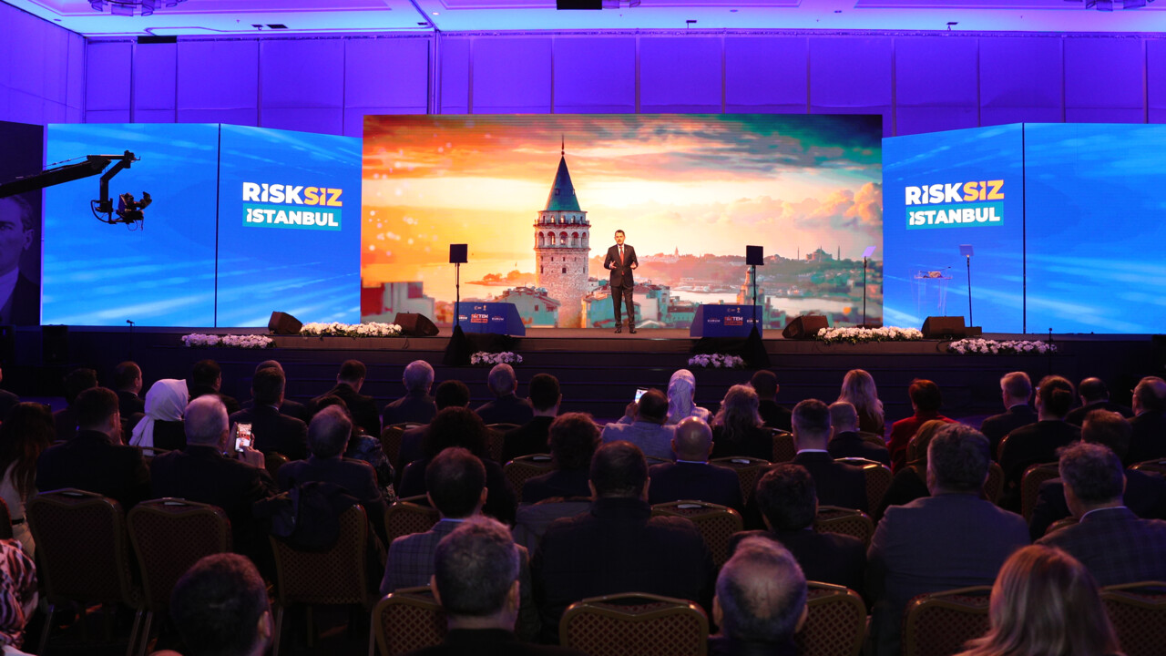 Murat Kurum'dan Ekrem İmamoğlu'na: 5 yıl boyunca verdikleri dönüşüm vaatleriyle kandırdılar