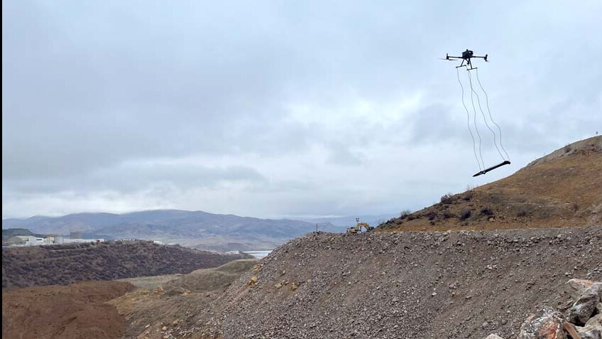 Bilim insanları 'göçük' sahasında: Heyelan riski ve siyanür tehlikesi ne durumda?