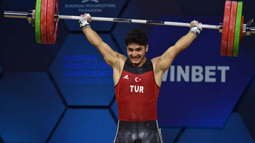Türkiye, Avrupa'ya halterde de adını yazdırdı