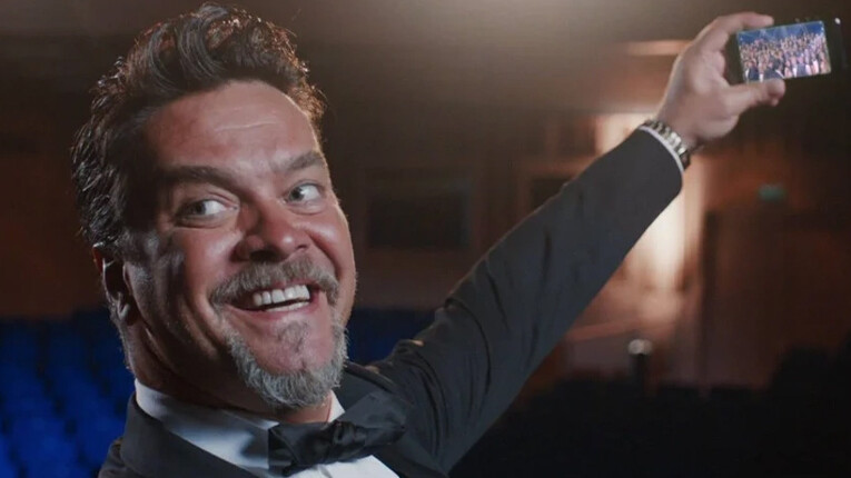 Beyaz Show ile döneceği bekleniyordu! Bambaşka projeyle ortaya çıktı