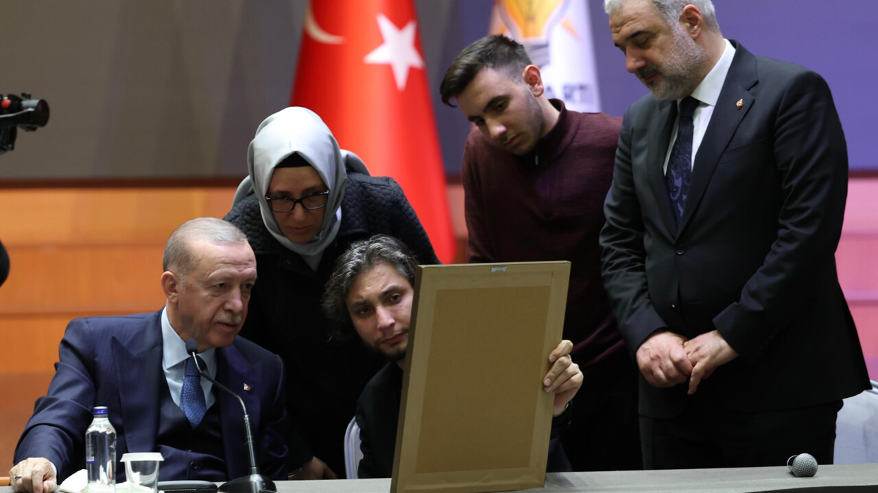 Erdoğan'dan, Baltacı için AK Parti İstanbul İl Başkanlığına taziye ziyareti Erdoğan'dan, Baltacı için AK Parti İstanbul İl Başkanlığına taziye ziyareti