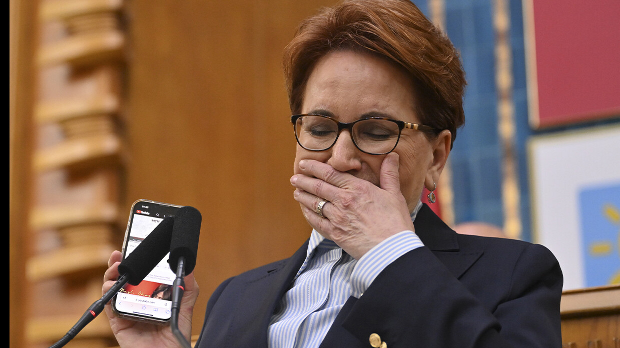 İYİ Parti’de adaylık krizi! Akşener'i protesto ettiler İYİ Parti’de adaylık krizi! Akşener'i protesto ettiler