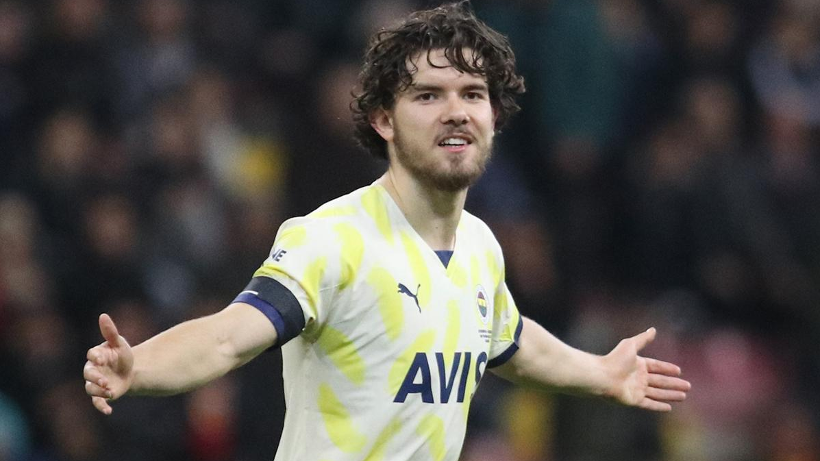 Ali Koç, Ferdi Kadıoğlu'nun transferini duyurdu! İşte Fenerbahçe'nin kasasına girecek bonservis Ali Koç, Ferdi Kadıoğlu'nun transferini duyurdu! İşte Fenerbahçe'nin kasasına girecek bonservis