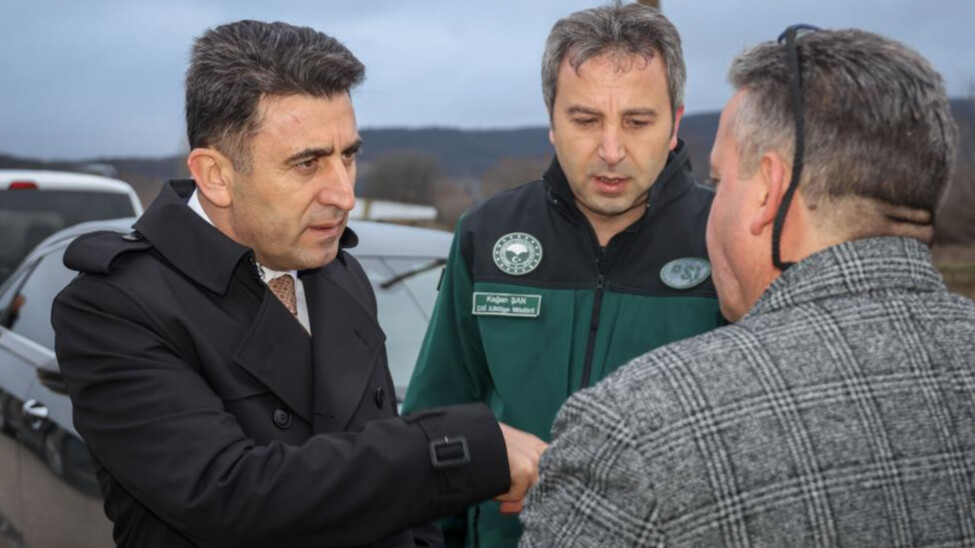 Bilecik'i sağanak vurdu: Dere taştı, tarım arazileri su altında kaldı