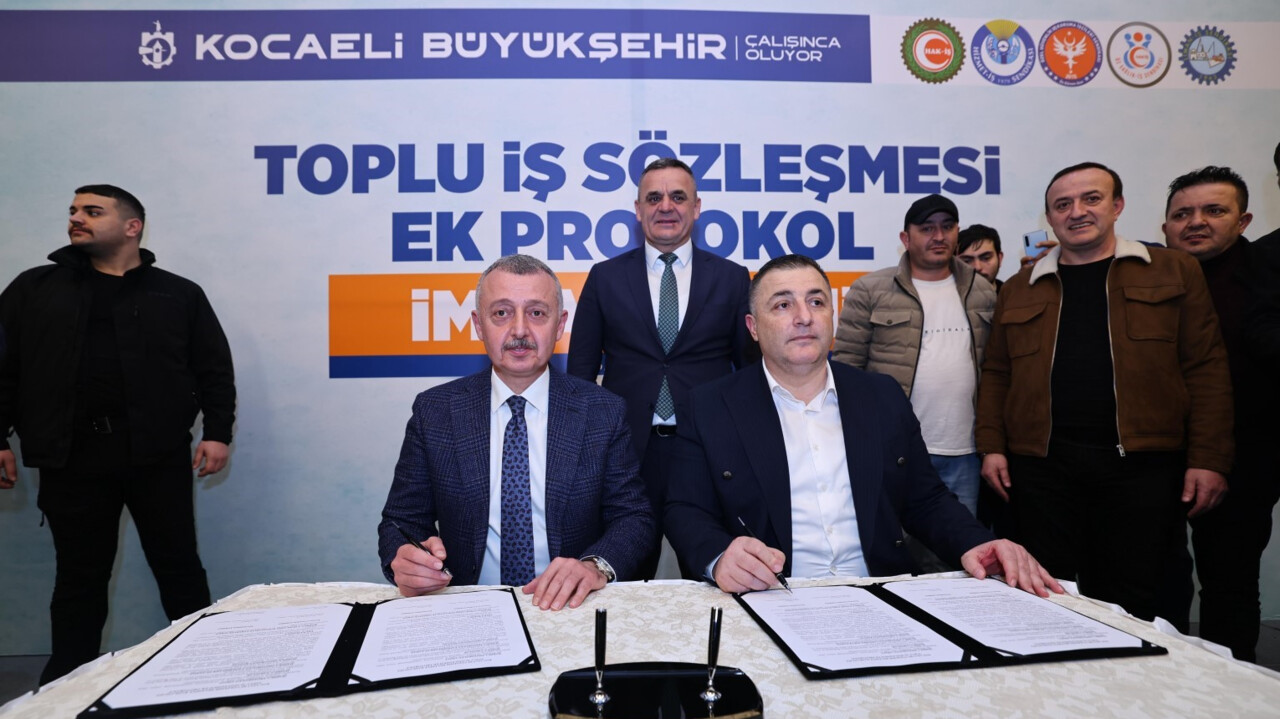 İşçiler zammı halay çekerek kutladı! Belediyede en düşük maaş 35 bin TL oldu