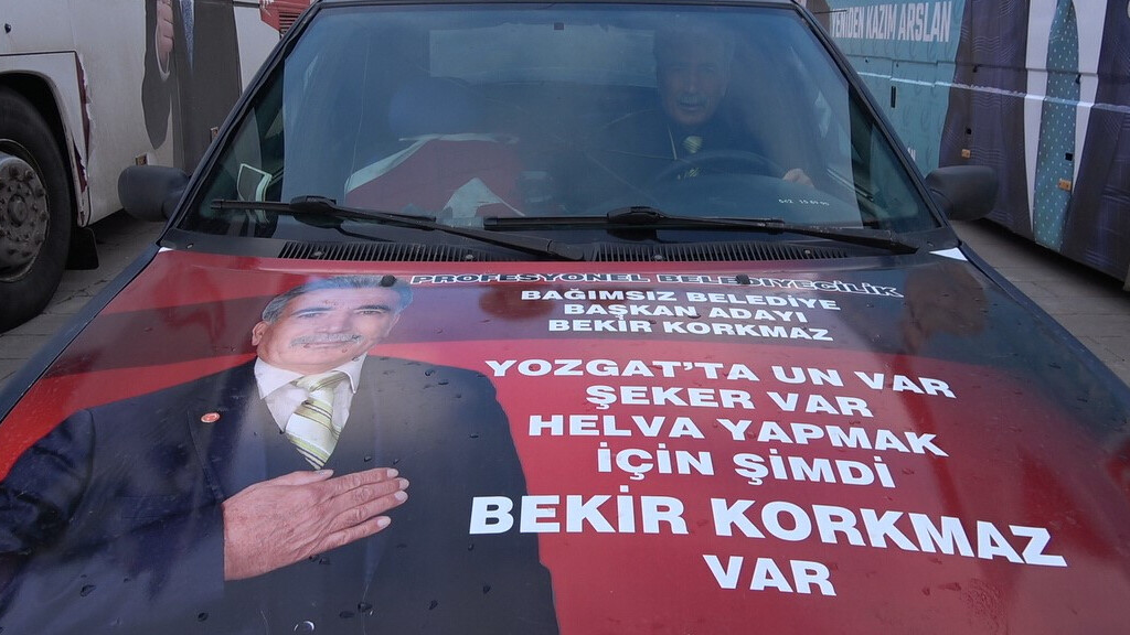 Yozgat’ta bağımsız belediye başkan adayı oldu! Kampanyası da vaatleri de oldukça dikkat çekici Yozgat’ta bağımsız belediye başkan adayı oldu! Kampanyası da vaatleri de oldukça dikkat çekici