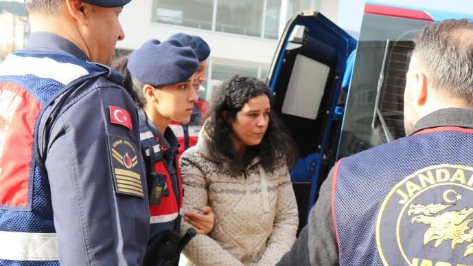 Kazada öldüğü zannedilen adamı, komşuları katletmiş Kazada öldüğü zannedilen adamı, komşuları katletmiş