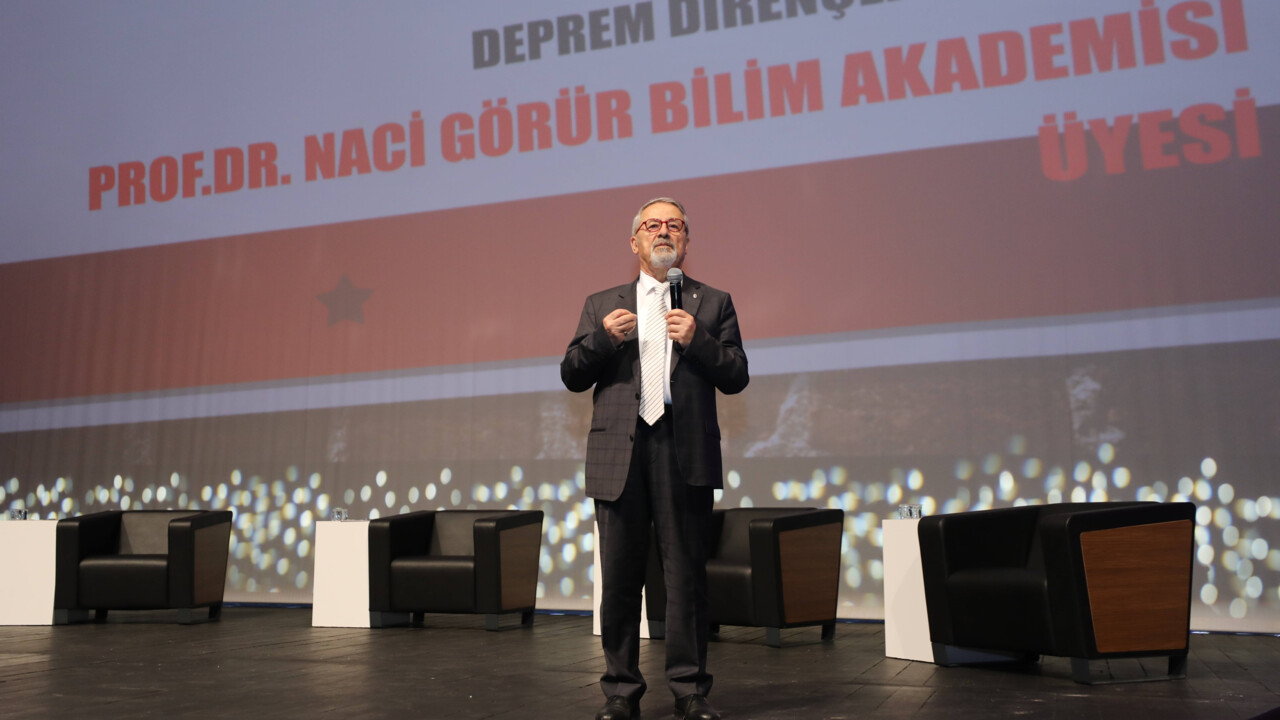 Naci Görür'den Gaziantep için kritik uyarı: Çok stres yüklendi, ne zaman deprem olacak bilmiyoruz Naci Görür'den Gaziantep için kritik uyarı: Çok stres yüklendi, ne zaman deprem olacak bilmiyoruz