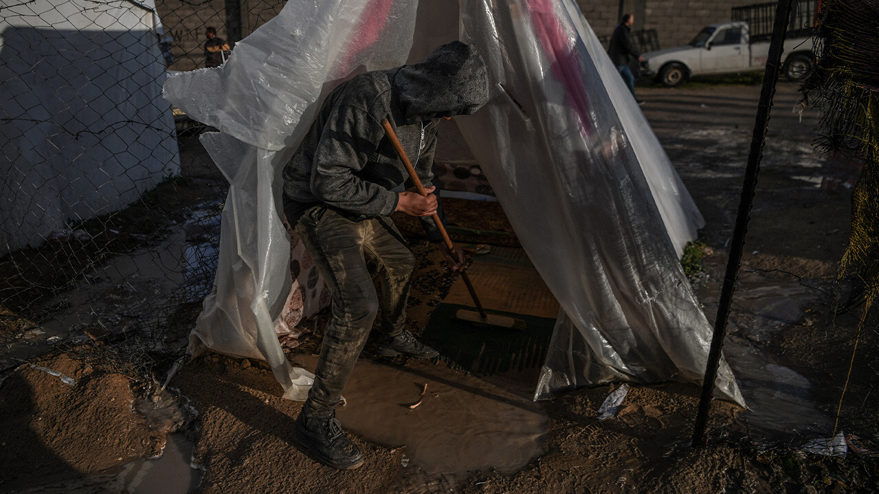 Gazze'de insanlık dramı! Olumsuz hava şartları hayatı daha da zorlaştırdı