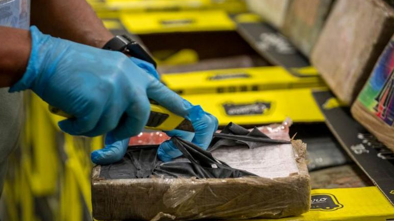 Türkiye ve Avrupa'ya muzlar arasında tonlarca kokain gönderen çeteyi Europol çökertti