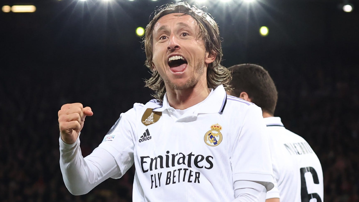 Eyüpspor Başkanı en büyük hayalim demişti! Real Madrid'in dünya yıldız imzayı atıyor Eyüpspor Başkanı en büyük hayalim demişti! Real Madrid'in dünya yıldız imzayı atıyor