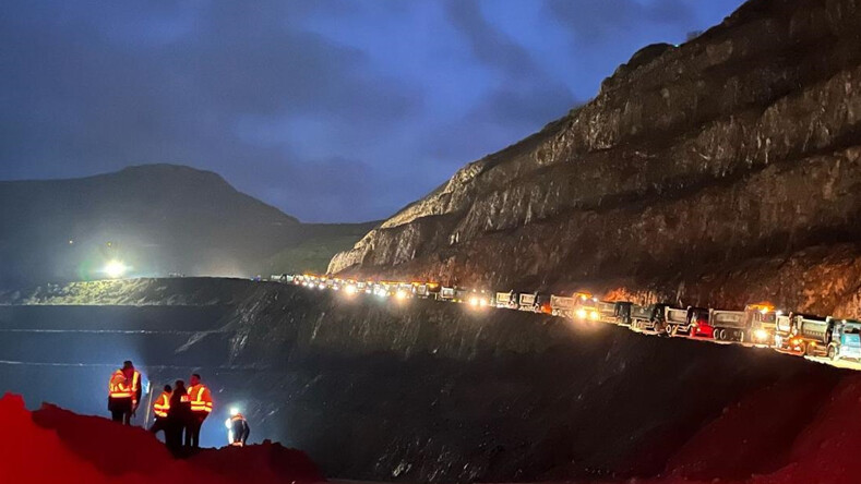 210 bin metrekarelik alan didik didik aranıyor! Erzincan'dan yeni görüntüler geldi