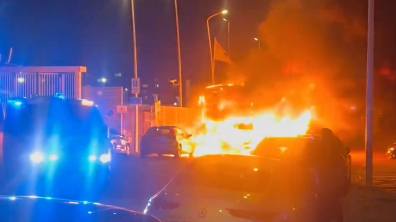 Hollanda sokakları yangın yeri! Eritreli gruplar arasındaki kavga çatışmaya dönüştü