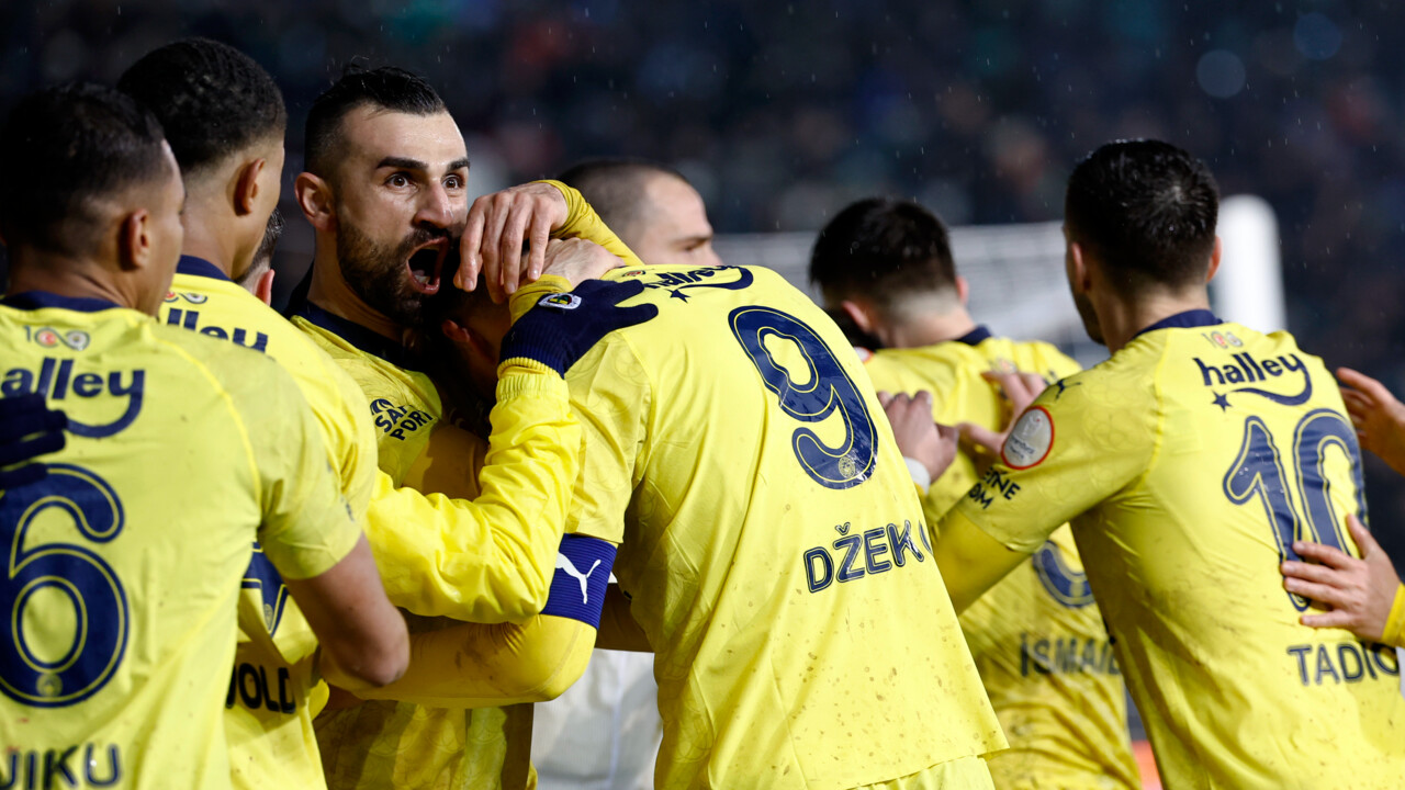 Serdar Dursun golle döndü! Fenerbahçe, Rizespor'u geriden gelerek devirdi