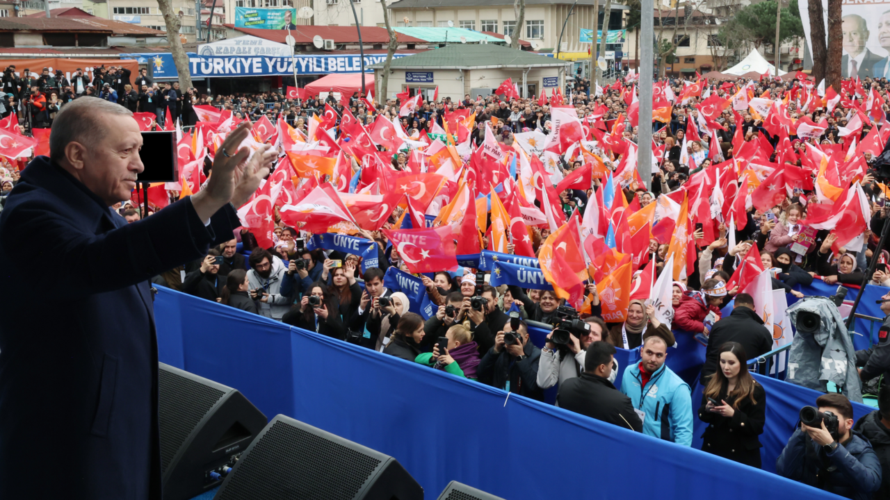 Neden 5 değil de 3 bin lira yapıldı? İşte emekli ikramiyelerine yapılan zammın perde arkası