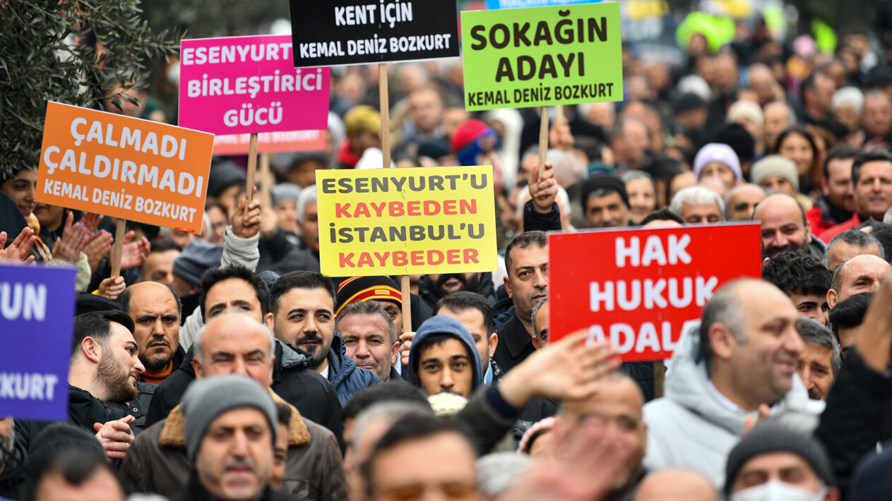 CHP'de şimdi de adaylık isyanı! Vatandaşlardan Kemal Deniz Bozkurt’a destek CHP'de şimdi de adaylık isyanı! Vatandaşlardan Kemal Deniz Bozkurt’a destek