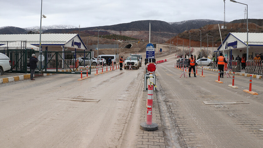 İliç'teki toprak kayması öncesi işçiler çekmişti: Madendeki 'çatlak fotoğrafları' bilirkişi raporunda