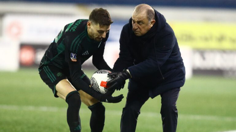 Önce Jorge Jesus'u şimdi de Fatih Terim'i yaktı! Yine Samet Akaydın vakası...